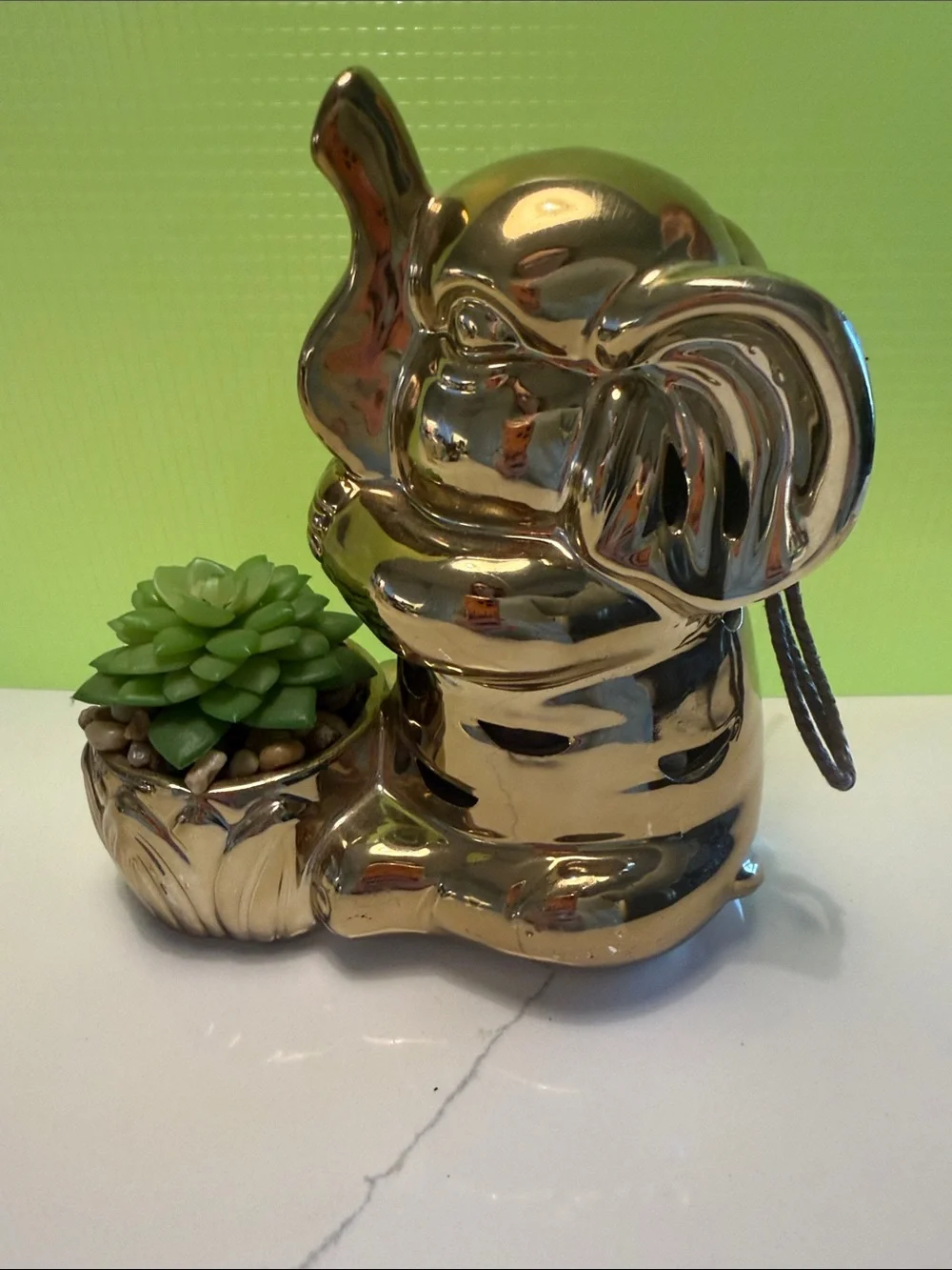 MGC Home Decor Gold Elephant Figurine that potpourri see bag & faux succulent